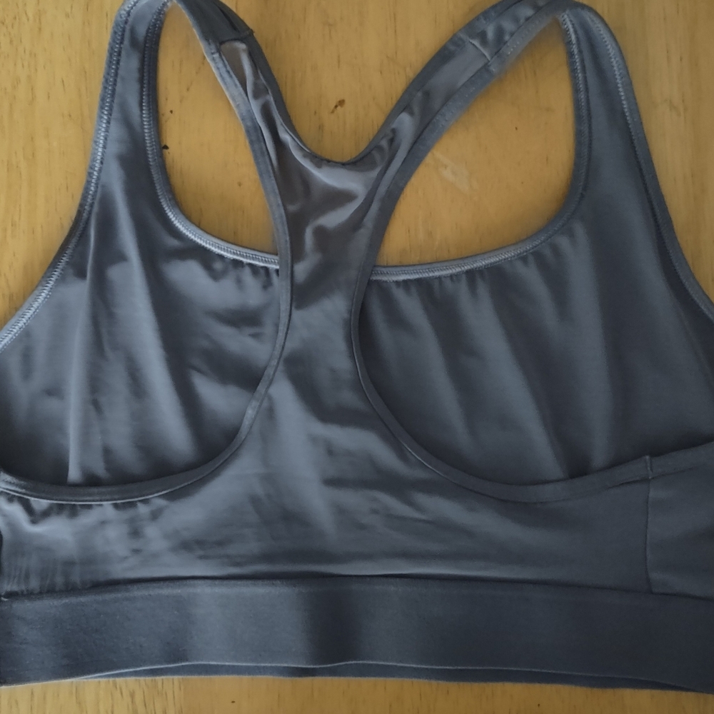 Victoria Sport Sports Bra - Picture 2 of 3